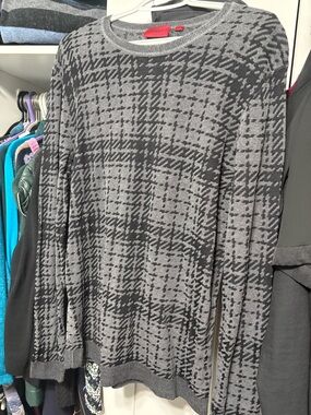 Hugo Boss Gray & Charcoal Patterned Knit Crewneck